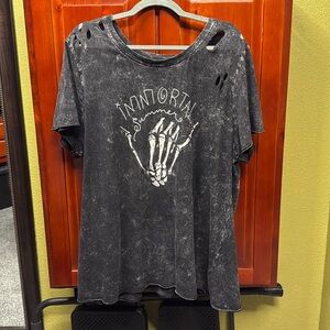 Short-sleeved T-shirt with Graphic Design